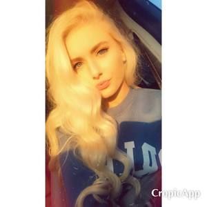 Meet your Posher, Keeley